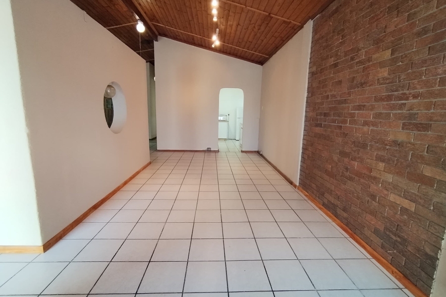 4 Bedroom Property for Sale in Protea Heights Western Cape